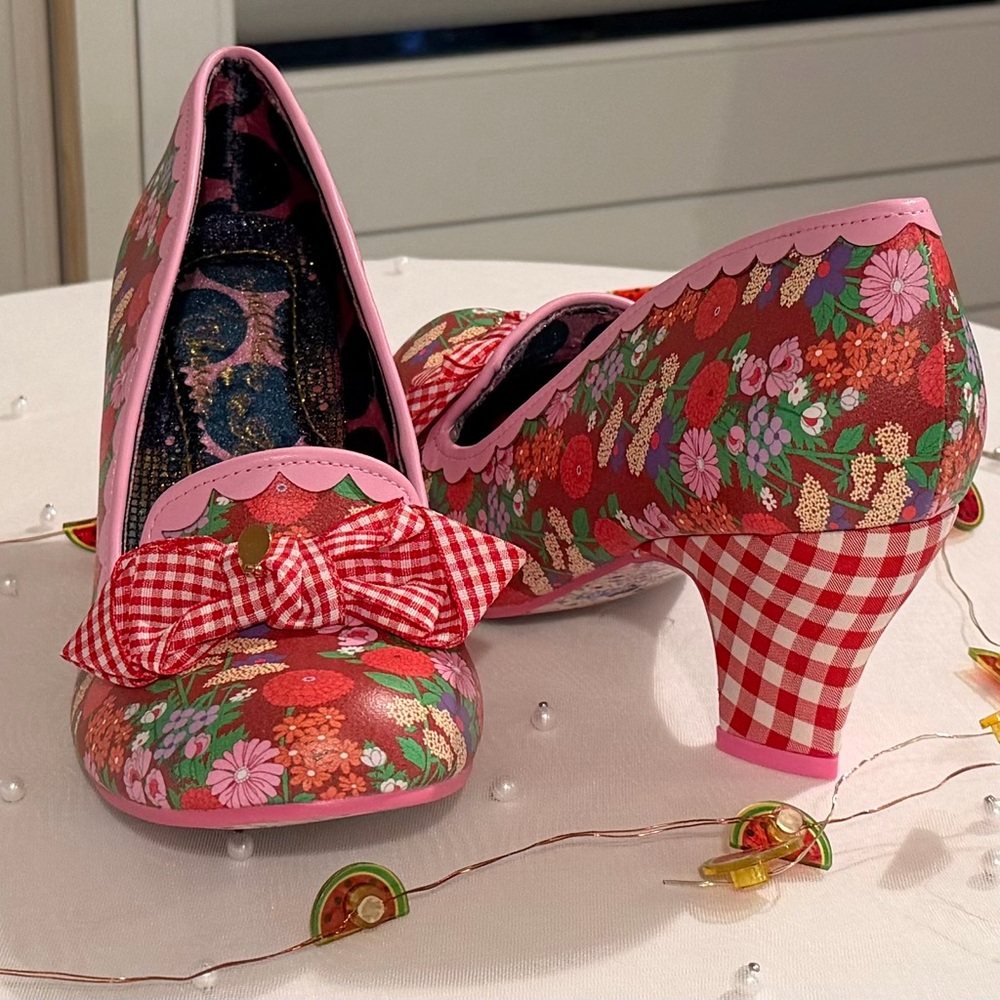 Sold Out Rare HTF Retired Irregular Choice Kanjanka Statement Heels, size 8/39 - Picture 7 of 17